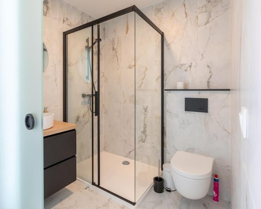 Superbe Appartement Avec Parking Malmedy Buitenkant foto