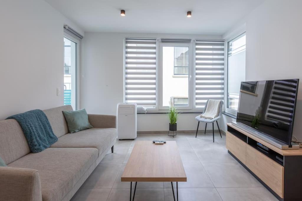 Superbe Appartement Avec Parking Malmedy Buitenkant foto